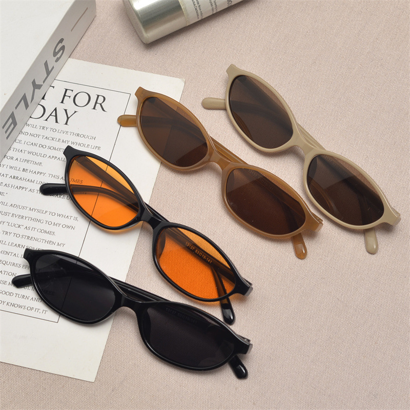 Women'S Fashion Eyewear - 여성용 새로운 레트로 타원형 고양이 눈
