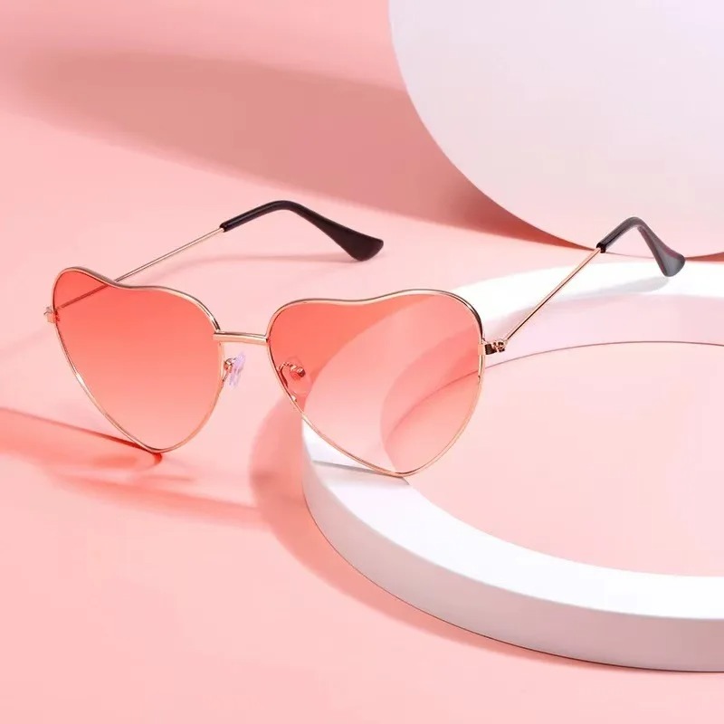Women'S Fashion Eyewear - 패션 하트 모양의 금속 선글라스 빈티지