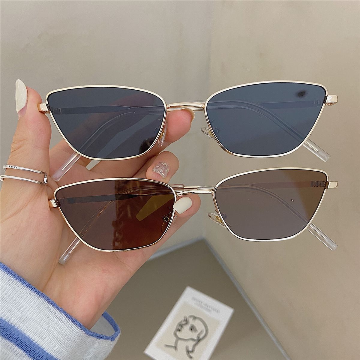 Women'S Fashion Eyewear - 여성용 세련된 마름모꼴 메탈 선글라스, 스트리트