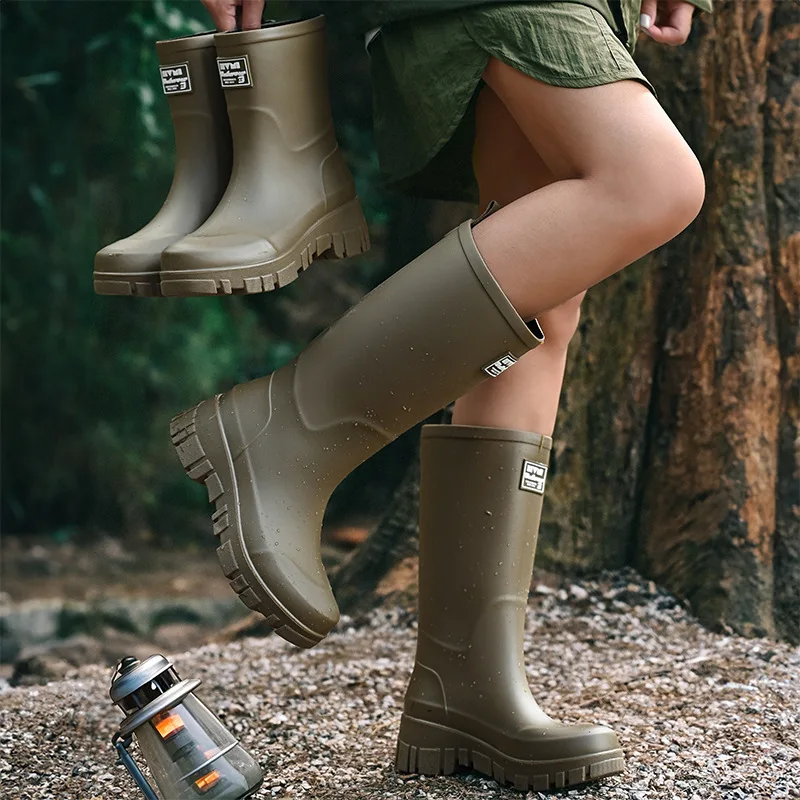 여성을위한 유행 장화 두꺼운 밑창 다목적 한국어 버전  - Women'S Fashion Rain Boots 리뷰 및 가격