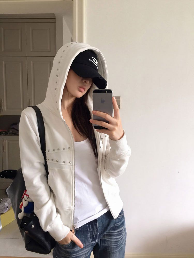 여성용 Y2K 스터드 리벳 후드 집업 크롭 재킷 핏이  - Women'S Fashion Zip Up Hoodies 리뷰 및 가격